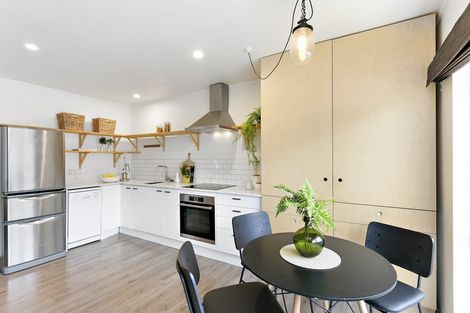 Photo of property in 4b Palm Grove, Berhampore, Wellington, 6023