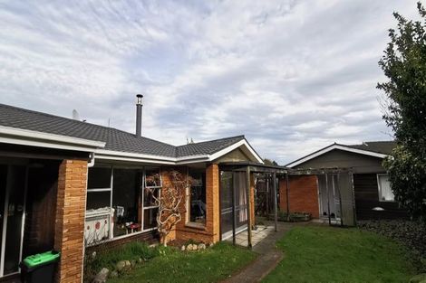 Photo of property in 157 Avonhead Road, Avonhead, Christchurch, 8042