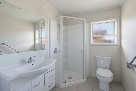 Photo of property in Henry Russell Estate, 21/36 Belgrove Drive, Waipukurau, 4200