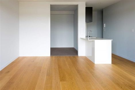 Photo of property in Frank Sargeson Apts, 402/80 Anzac Street, Takapuna, Auckland, 0622