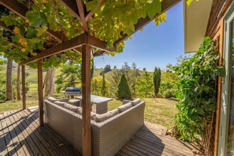 Photo of property in 185 Rose Road, Upper Moutere, 7175