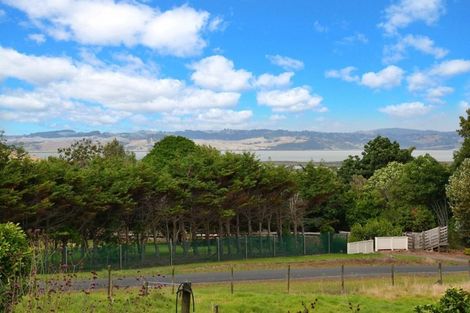 Photo of property in 39 Crosland Road, South Head, Helensville, 0874