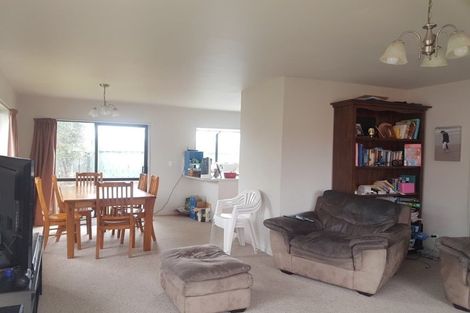 Photo of property in 17 Barbara Grove, Papamoa Beach, Papamoa, 3118