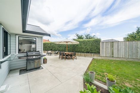Photo of property in 5 Waimarama Court, Roslyn, Palmerston North, 4414