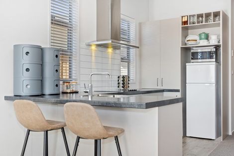 Photo of property in 33 Foley Grove, Pyes Pa, Tauranga, 3110