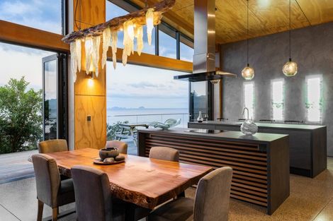 Photo of property in 167c Sailors Grave Road, Pumpkin Hill, Whitianga, 3591