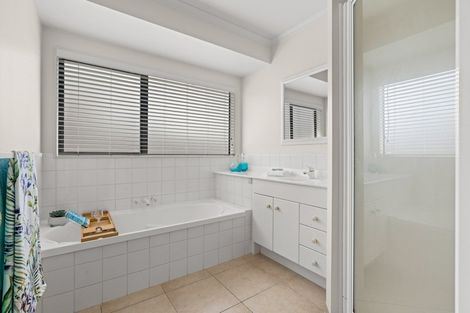 Photo of property in 11 Daviot Place, Te Kamo, Whangarei, 0112