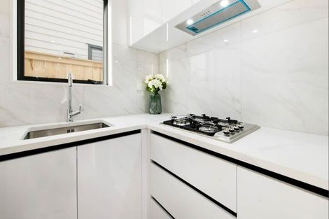 Photo of property in 13 Black Shed Road, Flat Bush, Auckland, 2019