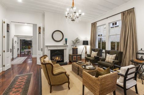 Photo of property in 9 Arawa Avenue, Devonport, Auckland, 0624