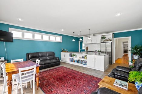Photo of property in 76 Barrett Street, Westown, New Plymouth, 4310