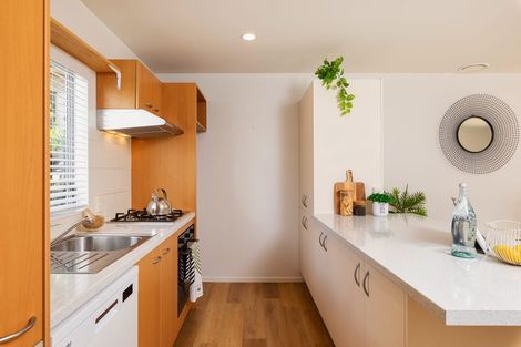 Photo of property in 41/218 Captain Springs Road, Onehunga, Auckland, 1061