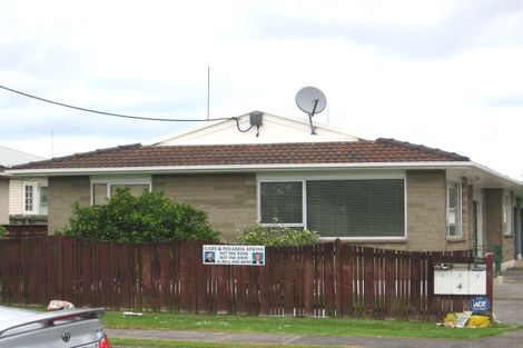 Photo of property in 1/4 Pomaria Road, Henderson, Auckland, 0610