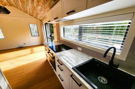 Photo of property in 21 Waikite Way, Welcome Bay, Tauranga, 3175