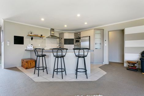 Photo of property in 24 Jasmine Place, Cambridge, 3434