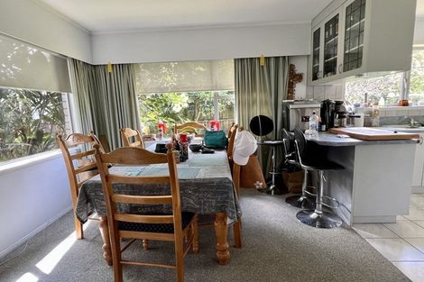 Photo of property in 19 Cascades Road, Pakuranga Heights, Auckland, 2010