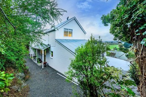 Photo of property in 411 Cashmere Road, Westmorland, Christchurch, 8025