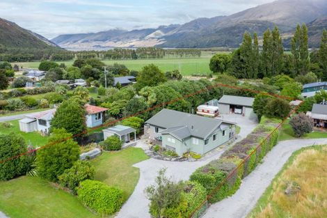 Photo of property in 17 Kiwi Street, Makarora, Wanaka, 9382