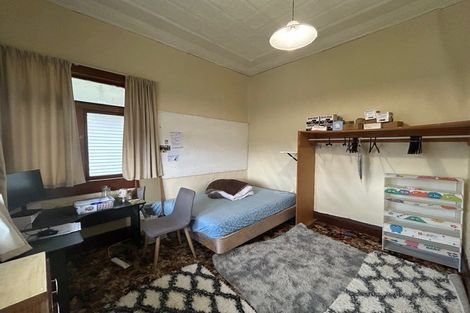 Photo of property in 8 Pirie Street, Palmerston North, 4410
