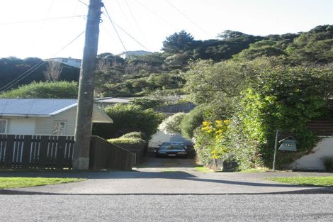 Photo of property in 11a James Grove, Stokes Valley, Lower Hutt, 5019