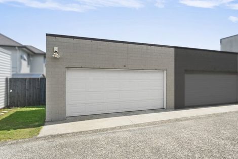 Photo of property in 39 Treestump Road, Takanini, 2112