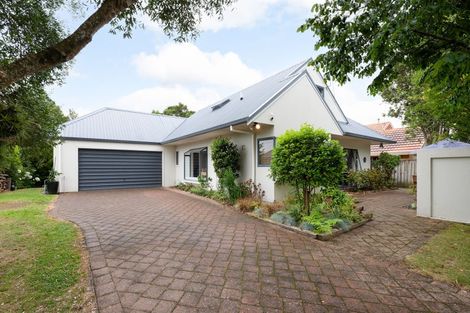 Photo of property in 9 Ayrshire Drive, Grandview Heights, Hamilton, 3200