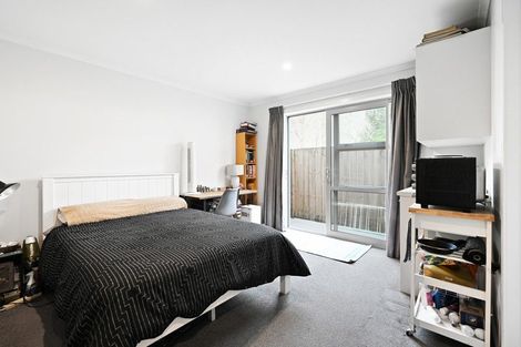 Photo of property in 2/5 Teddy Street, Whitiora, Hamilton, 3200