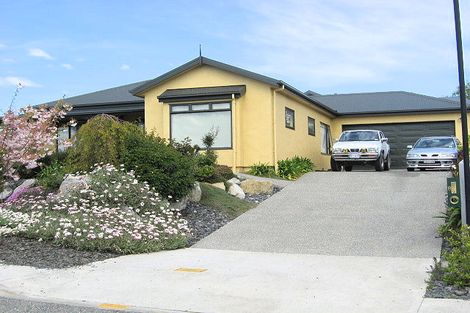 Photo of property in 8 Lionel Place, Mapua, 7005