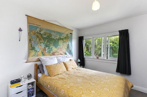 Photo of property in 205 Melbourne Road, Island Bay, Wellington, 6023