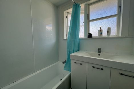 Photo of property in 25 Paul Crescent, Fairfield, Hamilton, 3214