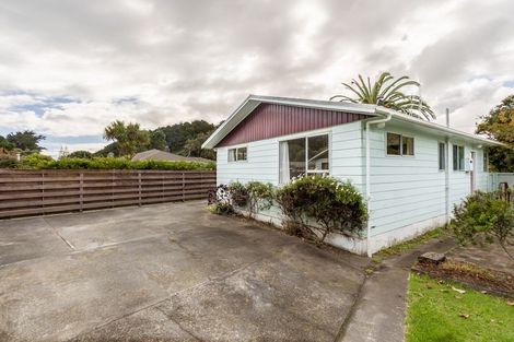 Photo of property in 37 Rangiuru Road, Otaki Beach, Otaki, 5512