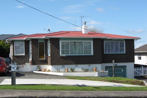 Photo of property in 72 Wallath Road, Westown, New Plymouth, 4310