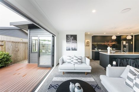 Photo of property in 24 Serenity Crescent, Kelvin Grove, Palmerston North, 4414