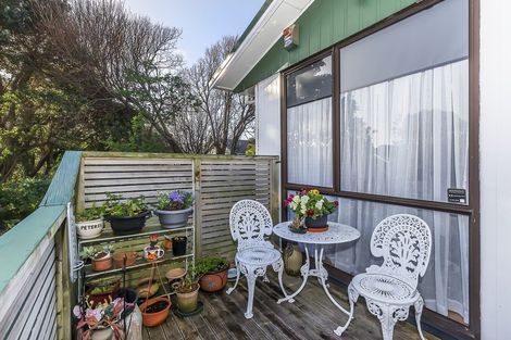 Photo of property in 7a Whitehouse Road, Titahi Bay, Porirua, 5022