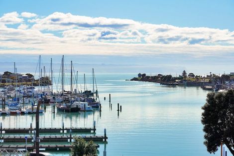 Photo of property in 102/14d West Quay, Ahuriri, Napier, 4110