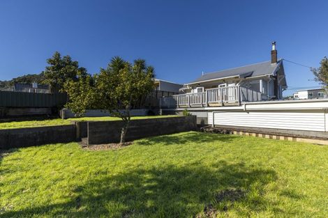 Photo of property in 16 Bulteel Street, New Plymouth, 4310