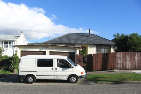 Photo of property in 6 Whenua View, Titahi Bay, Porirua, 5022