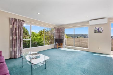 Photo of property in 23 Inlet View, Titahi Bay, Porirua, 5022