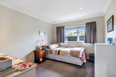 Photo of property in 112a Weraroa Road, Levin, 5510