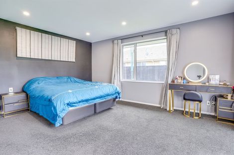 Photo of property in 5 Handley Crescent, Wigram, Christchurch, 8042