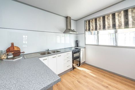 Photo of property in 49 Alma Road, Gonville, Whanganui, 4501