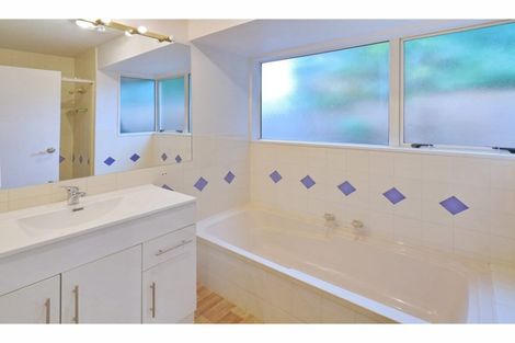 Photo of property in 97a Winters Road, Redwood, Christchurch, 8051