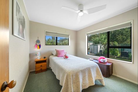 Photo of property in 5 Whakapaki Street, Urenui, 4375