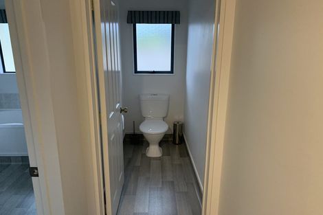 Photo of property in 16 Hastings Place, Hamilton Lake, Hamilton, 3204