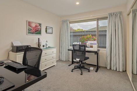 Photo of property in 32 Magnolia Drive, Springlands, Blenheim, 7201