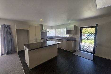 Photo of property in 11 Crisp Drive, Papamoa Beach, Papamoa, 3118