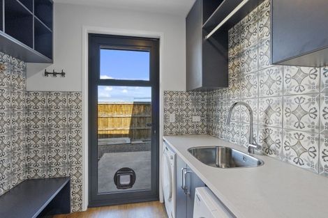 Photo of property in 6 Harrier Place, Amberley, 7410