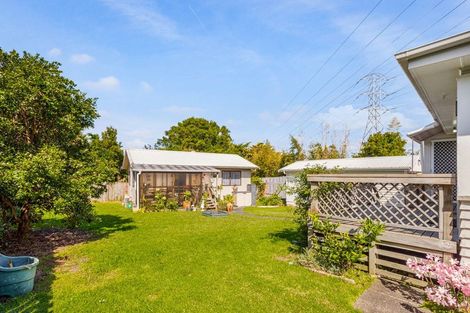 Photo of property in 255 Te Atatu Road, Te Atatu South, Auckland, 0610