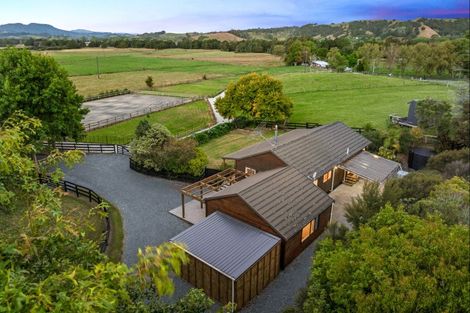 Photo of property in 32 Edgerley Road, Kaipara Flats, Warkworth, 0981