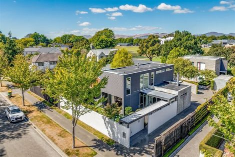 Photo of property in 21 Weka Street, Fendalton, Christchurch, 8041