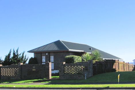 Photo of property in 70 Eugenia Rise, Totara Heights, Auckland, 2105